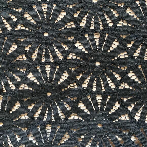 Trina Turk‎ Wilson Black Lace 3/4 Sleeves Blouse Top Black Cream M - Picture 9 of 15